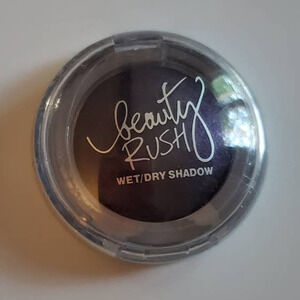 Victoria's Secret Beauty Rush Wet/Dry Eye Shadow Eyeshadow in Plum Crazy